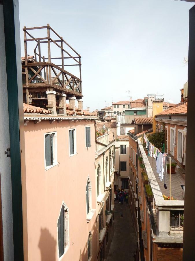 Romantic Escapade In Venice Apartment Ngoại thất bức ảnh